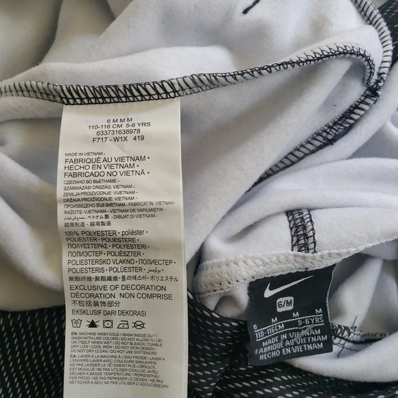 Nike Printed Black/White Pullover/Hoodie Boys - Picture 5 of 7